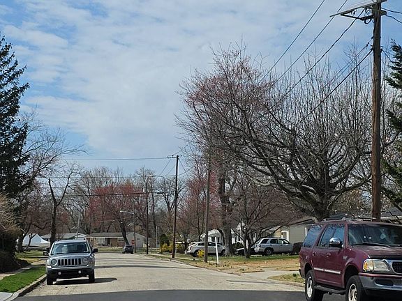 5th image of 524 N Coles Ave