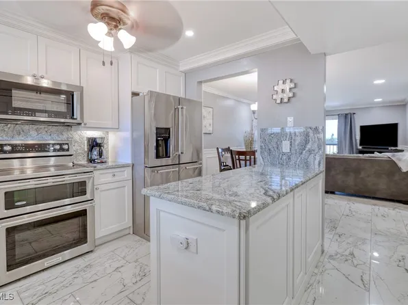 2121 Collier Ave APT 412, Fort Myers, FL 33901