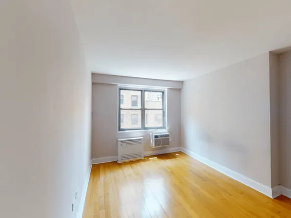 50 West 97th Street image 5 of 7