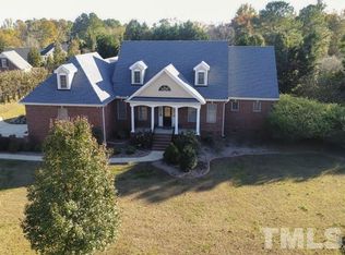 7809 Whimbrel Ln, Fuquay Varina, NC 27526