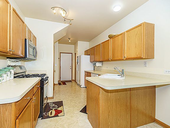 5th image of 1108 Coventry Cir