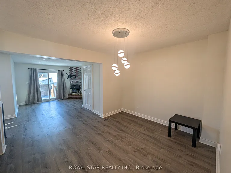 44 Winchester Dr — Photo 6