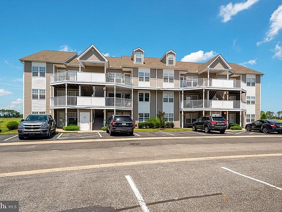 4th image of 37456 Pettinaro Dr #64-3