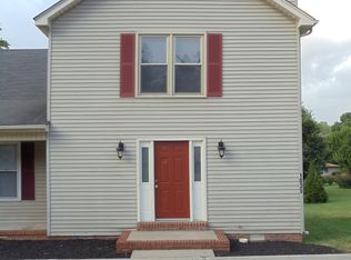 1035 Silver Point Dr, Murfreesboro, TN 37130