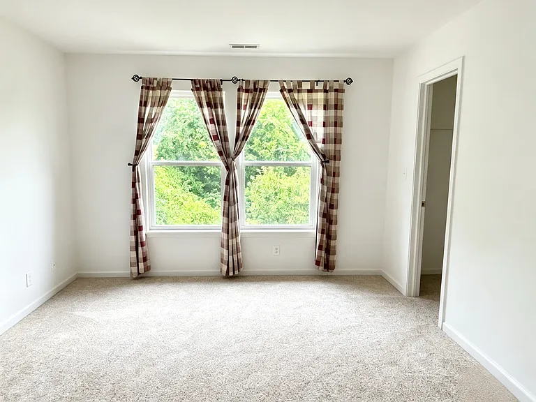 3380 Morallion Ct — Photo 6