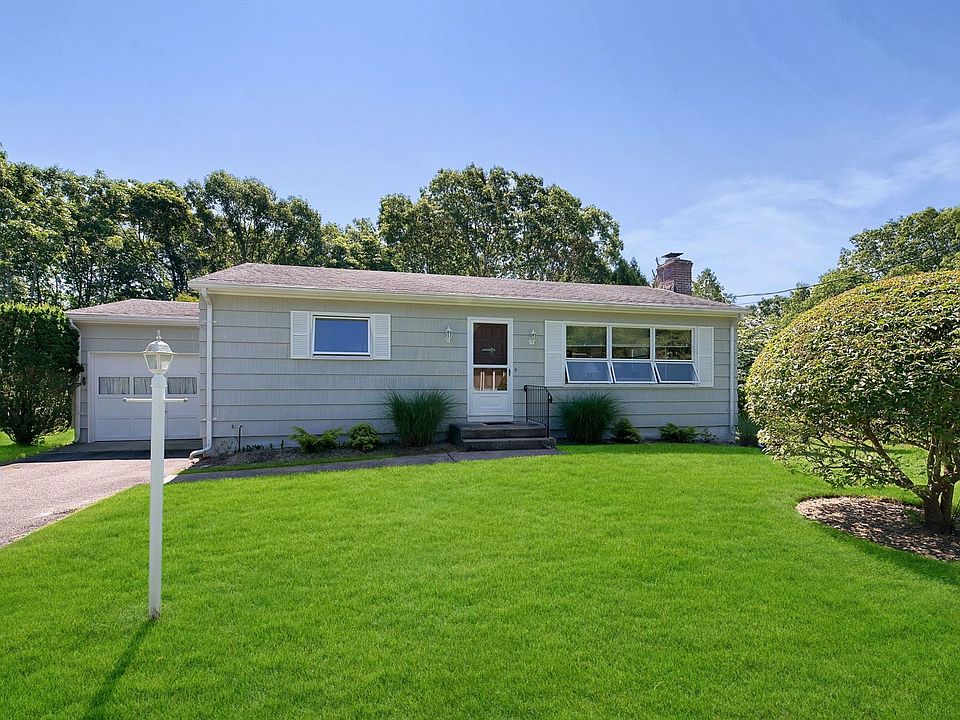 1st image of 1 Cedar Ln