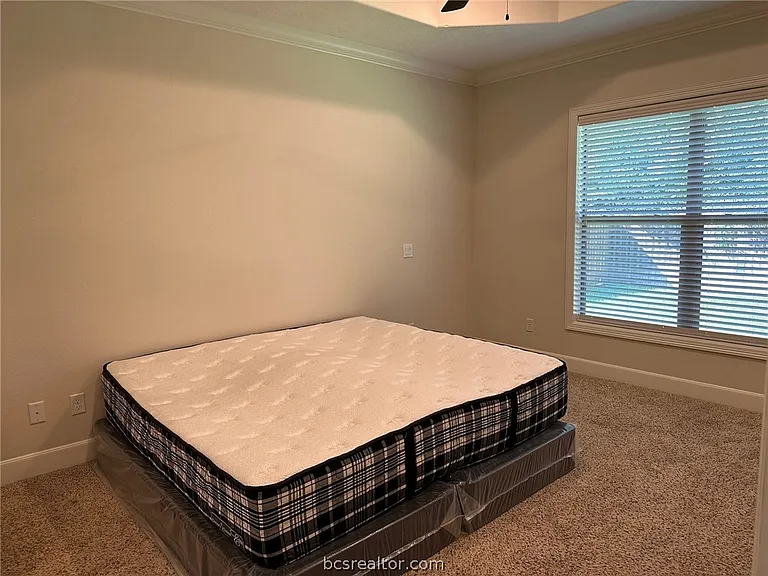 15605 Long Creek Ln — Photo 14