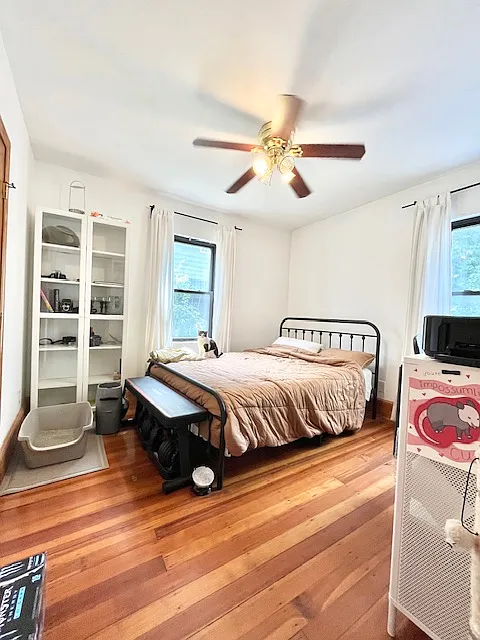 3 bed, 9999 sqft, $2,950 — Photo 4