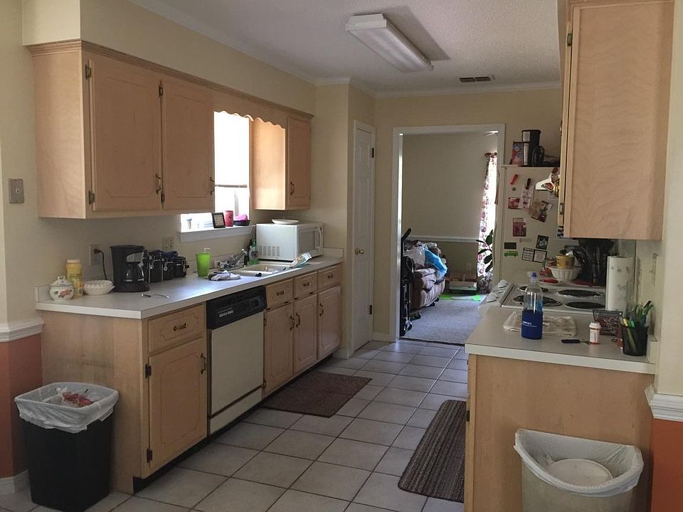 2nd image of 6140 Lindholm Dr S