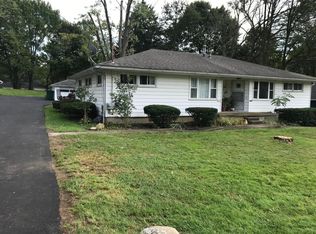 3993 Stow Rd, Stow, OH 44224