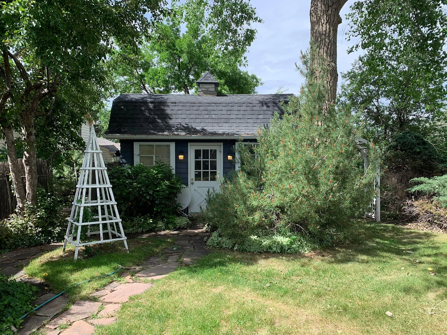 1 bed, 2400 sqft, $3,200 — Photo 4