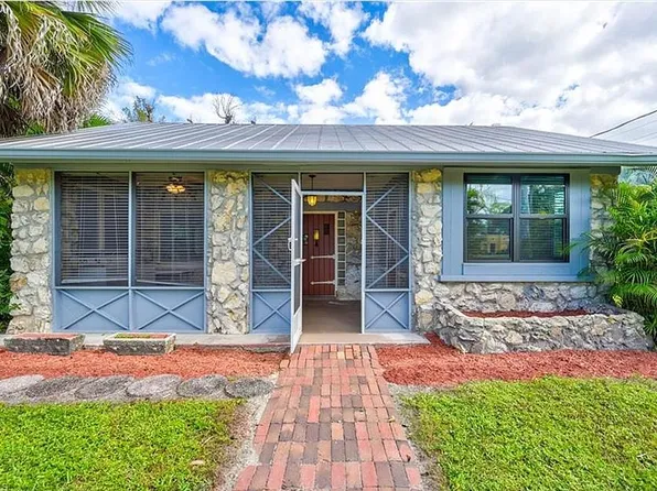 5931 Tropical Dr, Fort Myers, FL 33919