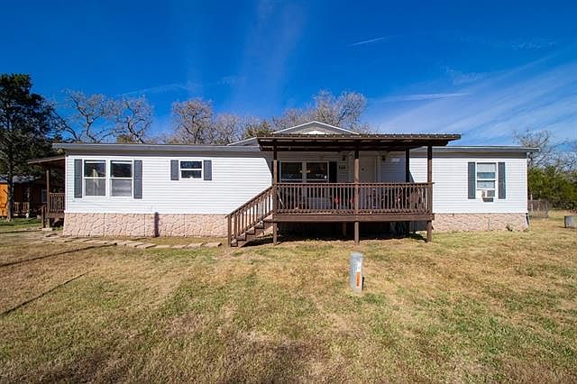 1st image of 148 Moccasin Bend Dr