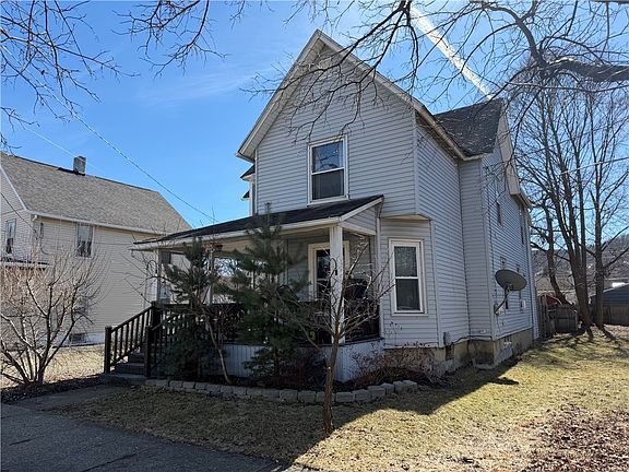 2nd image of 138 W William St