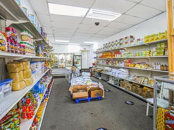 3rd image of 304 S Orange Ave #306