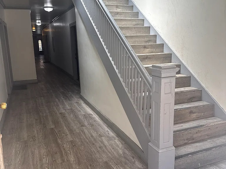 342 Columbia Ave #204 — Photo 2