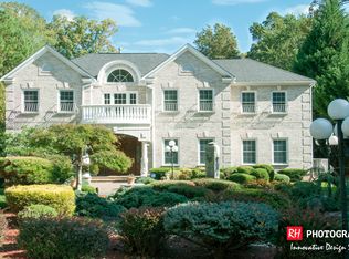 3805 Hummer Rd, Annandale, VA 22003