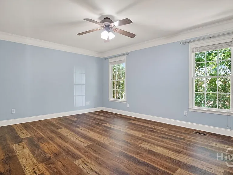 354 E Creek Bnd — Photo 21