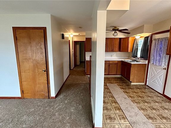 4th image of 1180 Neville Ave