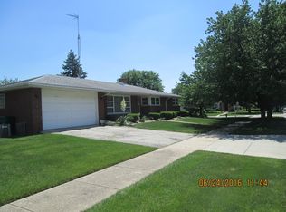 10440 Preston St, Westchester, IL