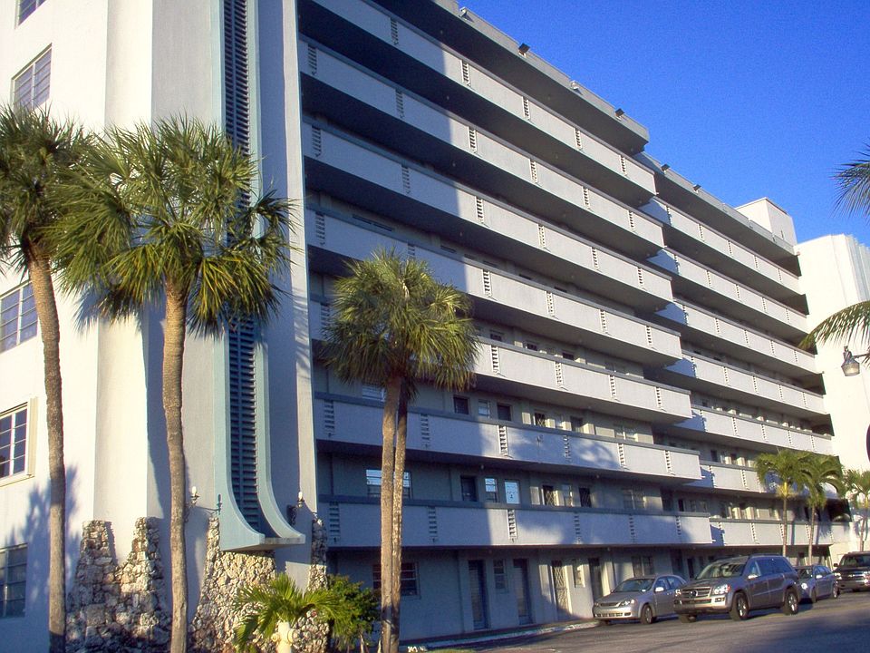 1st image of 1175 Miami Gardens Dr #406