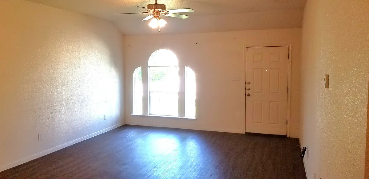 Living Room - 4606 Waterproof Dr #A