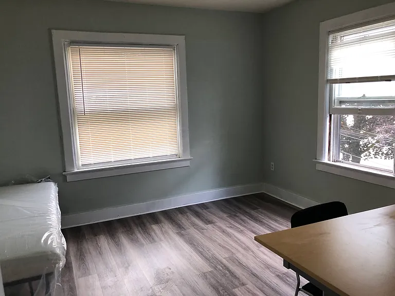 28 Haendel St #2 — Photo 5