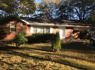 620 Jefferson Ave, Fayetteville, GA 30214