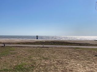 1943 Avenue J, Crystal Beach, TX 77650