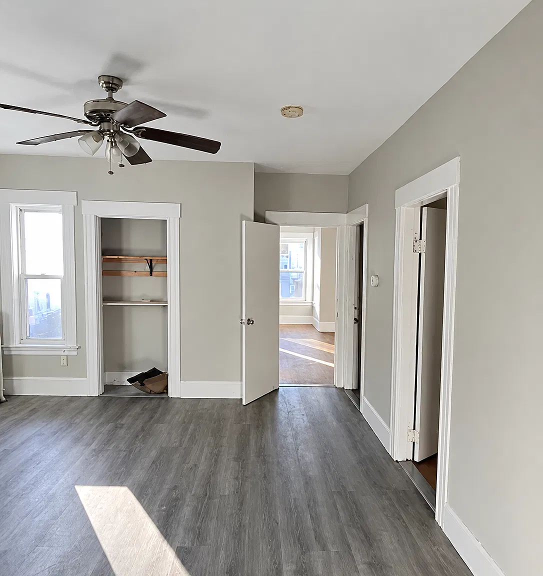 2 bed, 945 sqft, $1,650 — Photo 3