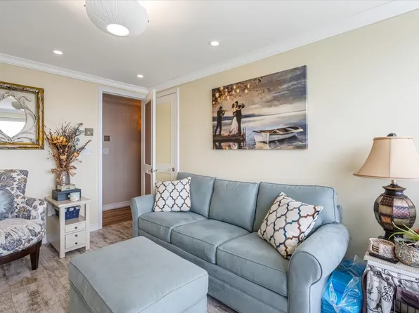 17-85 215th Street image 20 of 41