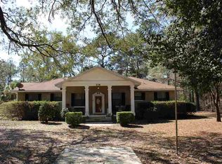 114 Purify Bay Rd, Crawfordville, FL 32327