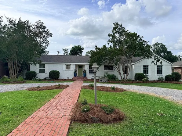 403 E Harding Ave, Greenwood, MS 38930