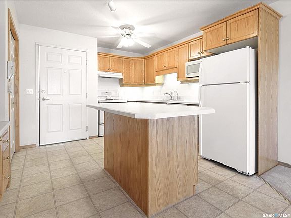 5th image of 100 5th Ave #306