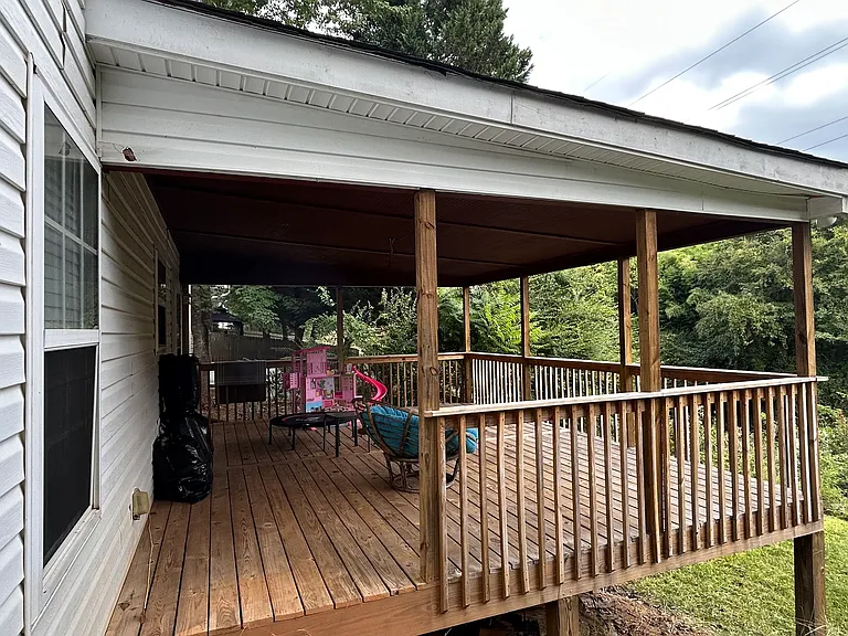 1266 Winding Path Rd — Photo 2