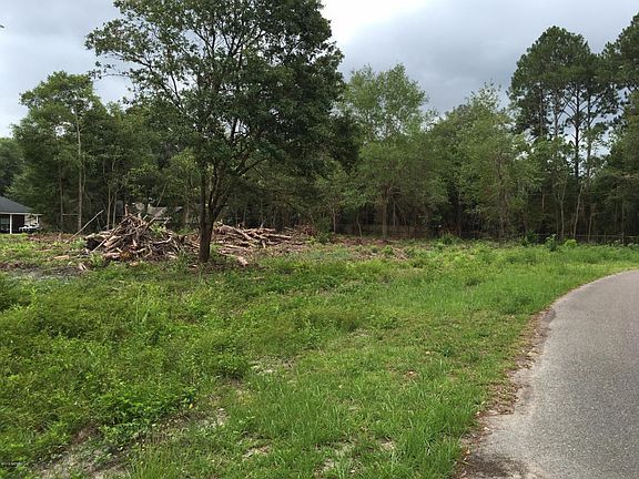 02 Wesley Rd lot left to right