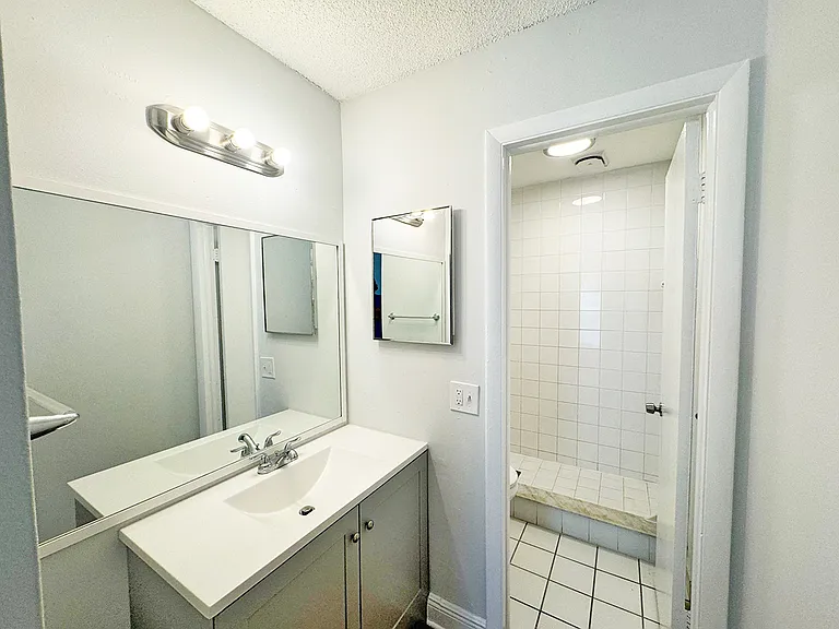 4543 Treehouse Ln #2F — Photo 4