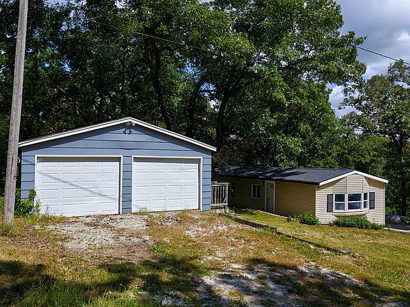 4th image of 8447 Rosewood St