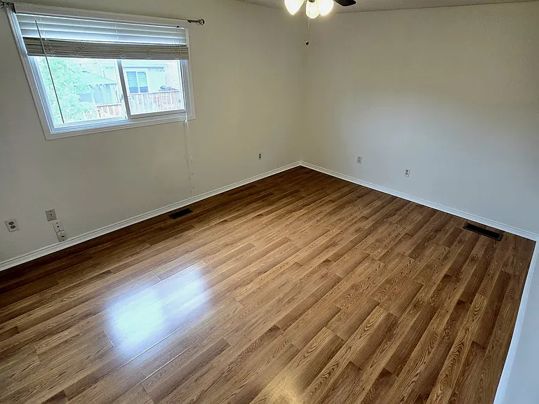 1592 Marshcourt Dr #MAIN — Photo 10