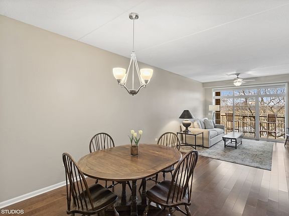 5th image of 455 W Wood St Unit 404