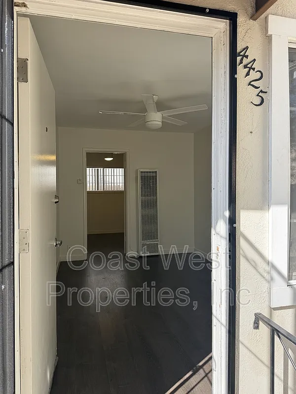 1 bed, 1.0 bath, 380 sqft, $1,675 — Photo 2