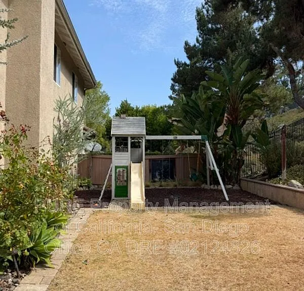 1578 Acacia Cir — Photo 10