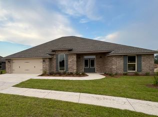 4656 Chanteuse Pkwy, Crestview, FL 32539
