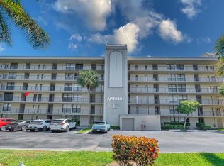 17 Royal Palm Way #3010, Boca Raton, FL 33432