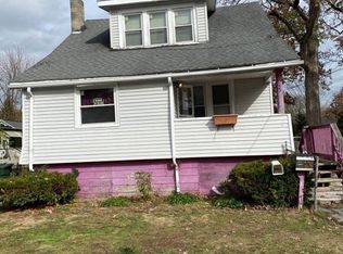253 Draper St, Springfield, MA 01108