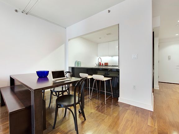 5th image of 2 Northside Piers APT 9J