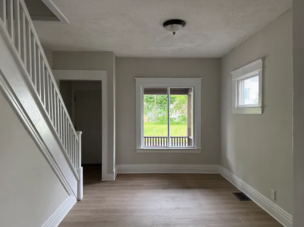 23-25 Trust St, Rochester, NY 14621
