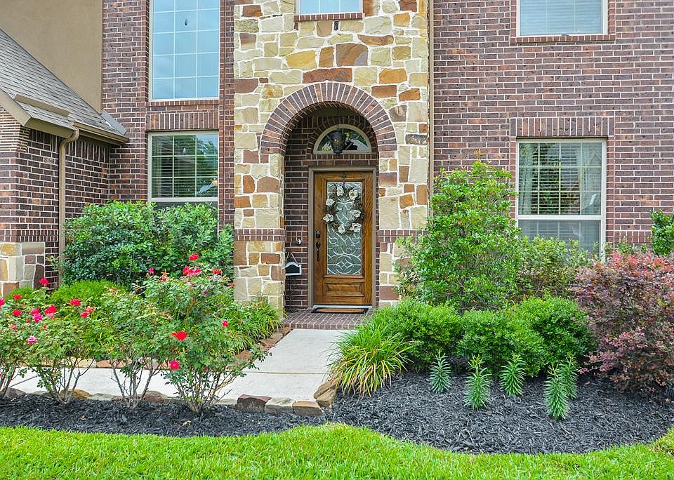 2033 Brodie Ln Conroe TX 77301 Zillow