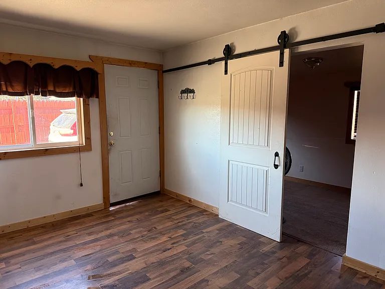 204 Main St — Photo 22