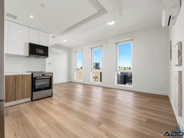 100 Lenox Road image 1 of 17